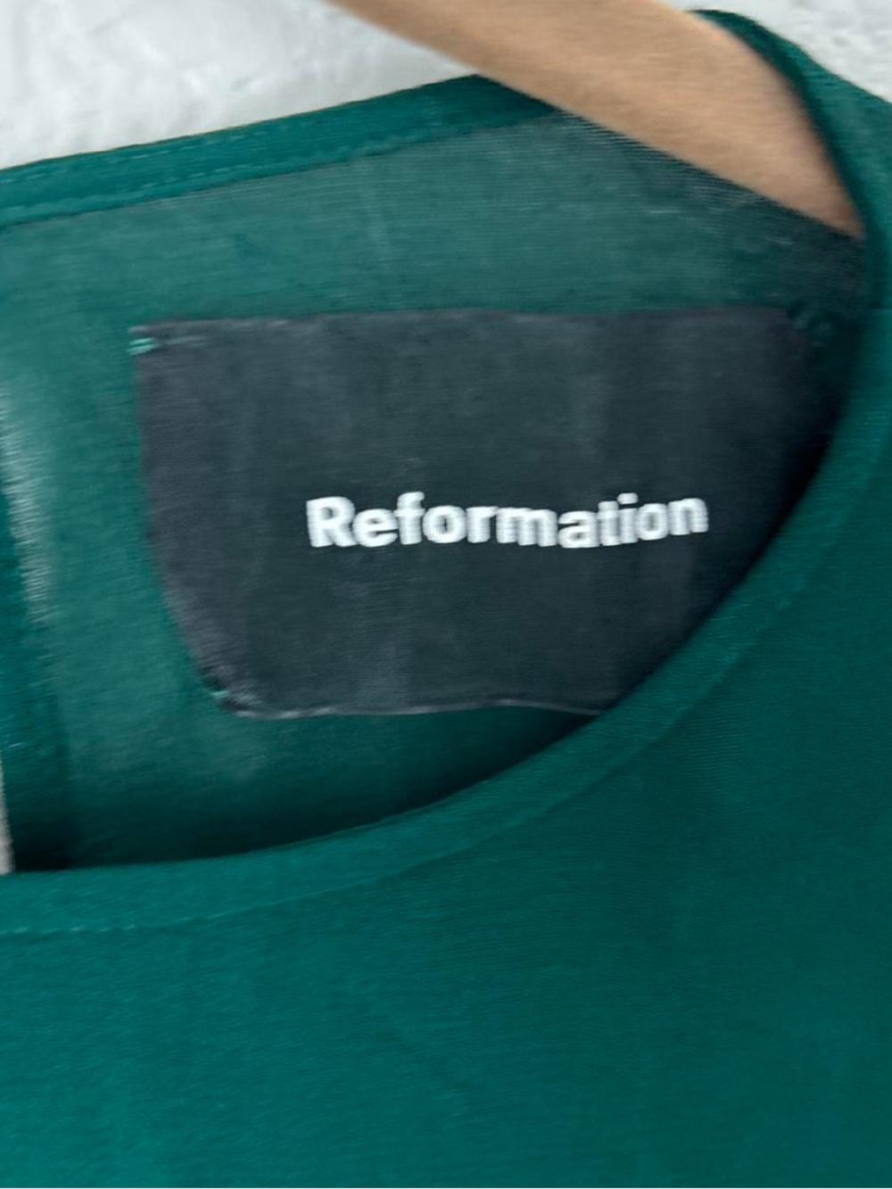 Reformation Mayra Dress in Emerald - Picture 2 of 5